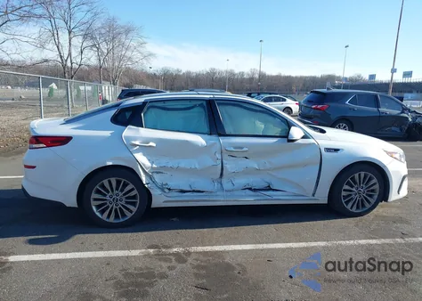 2019 Kia Optima Sx Turbo z USA, uszkodzony, nr VIN 5XXGV4L26KG303256